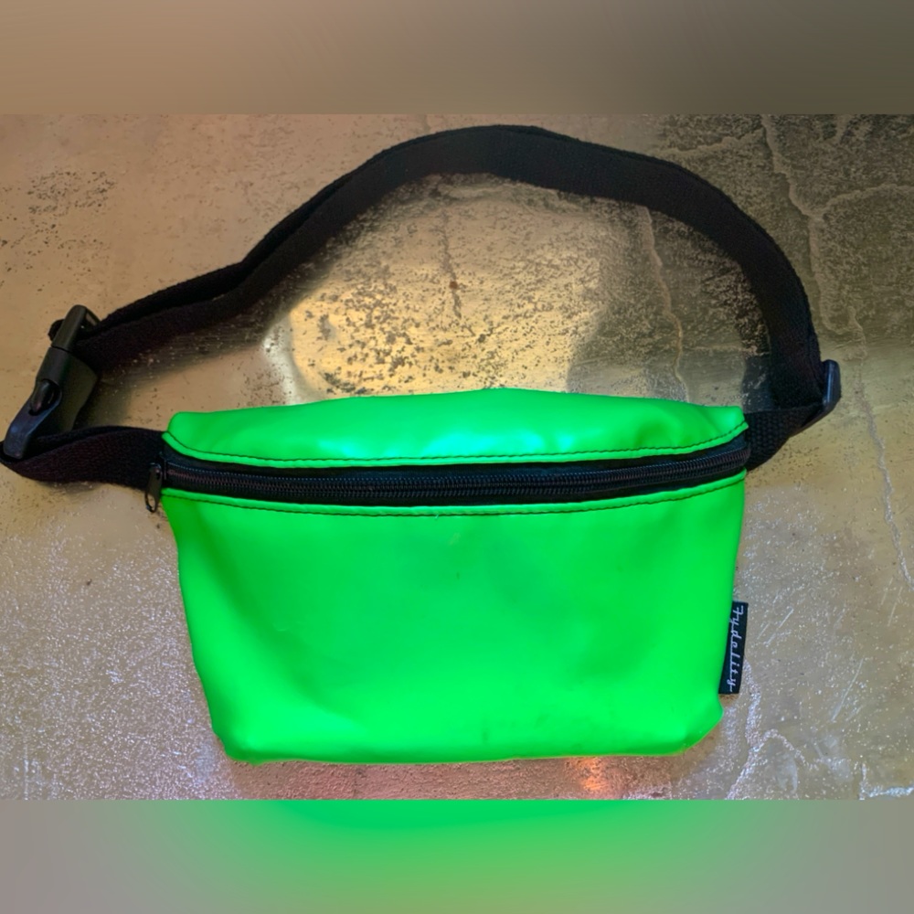 Fidelity Fannypack